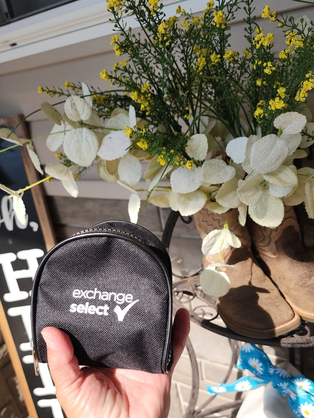 EXCHANGE Black Small Travel Pouch